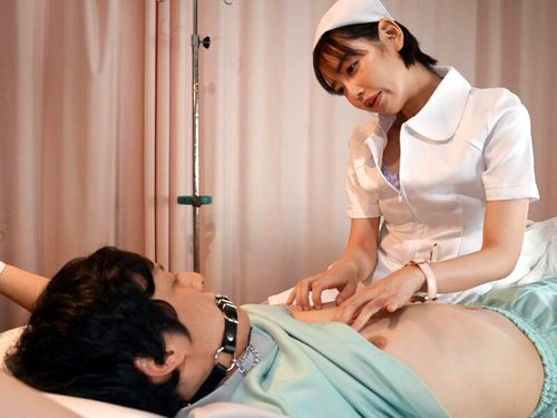 おしっこ飲ませ病棟 患者に飲尿クンニさせて射精管理する変態ドSな痴女聖水ナース 美咲かんな